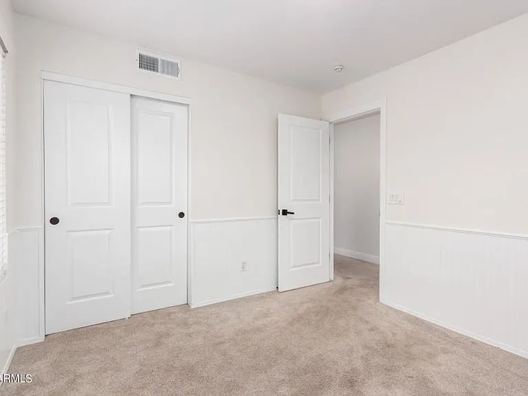 7217 W Crest Ln — Photo 24