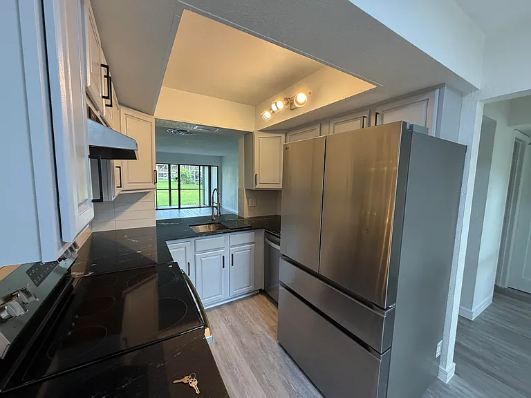 1921 SW 15th St #29 — Photo 8