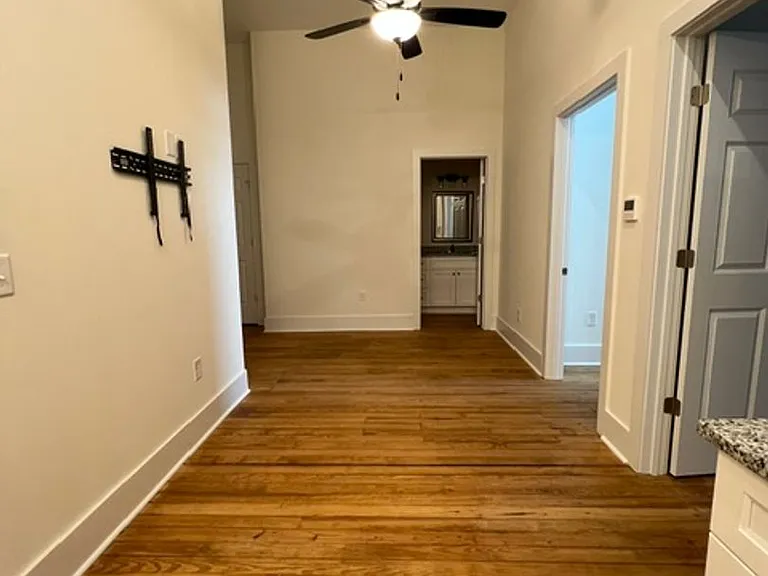 114 Nassau Pl — Photo 38