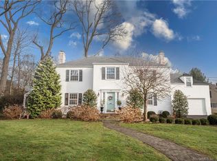 139 Northwood Rd, Fairfield, CT 06825