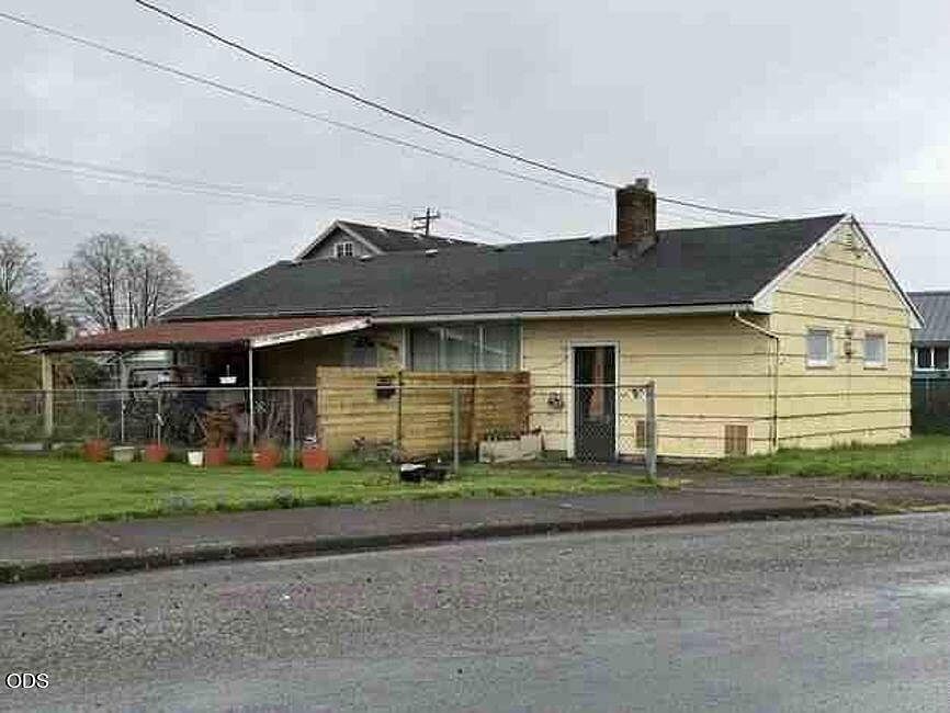 1st image of 2407 10th St