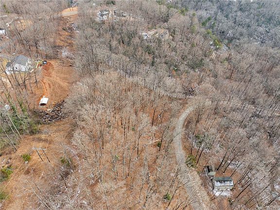 2nd image of 35 Forest Dr