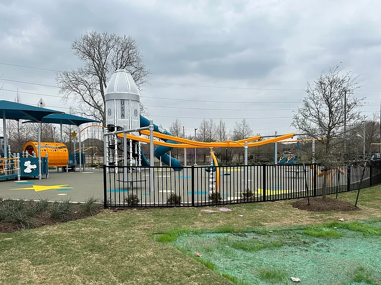 126 Stadium Dr — Photo 14