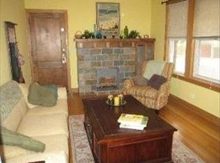 5710 N Wayne Ave APT 1, Chicago, IL 60660