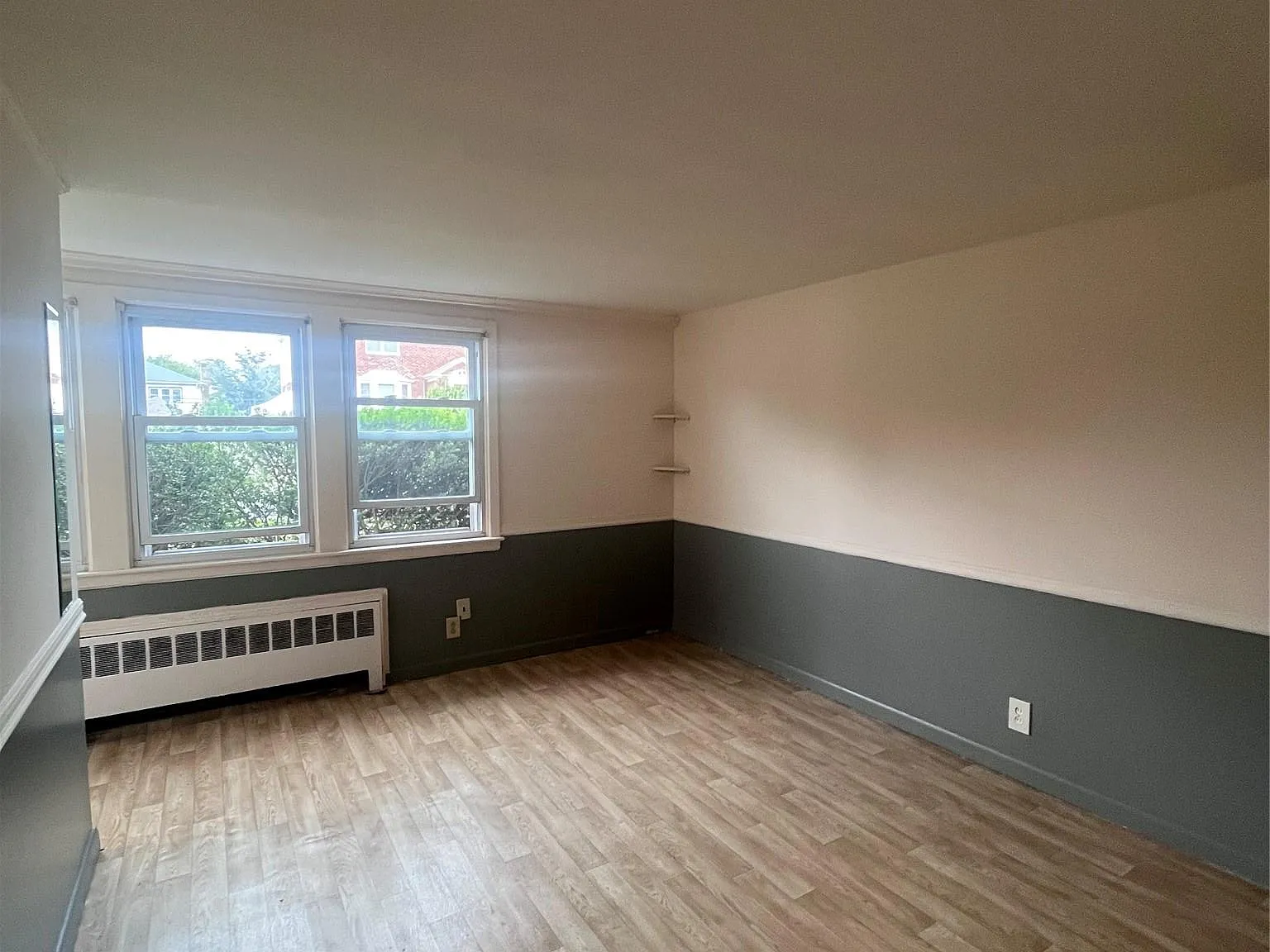 2 bed, 1.0 bath, 1284 sqft, $2,700 — Photo 3