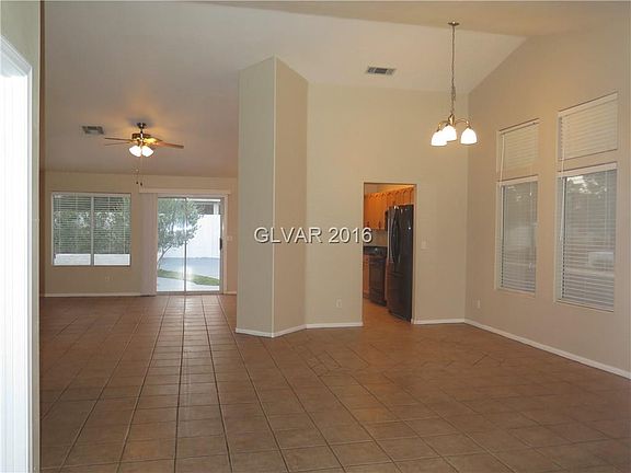 3rd image of 4866 Carefree Dr #0