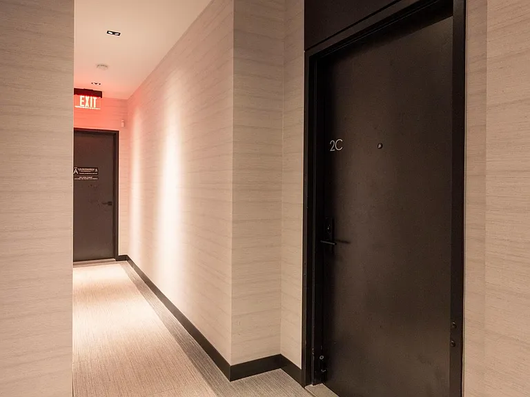 251 W 19th St #2C — Photo 25