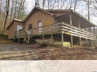 2739 Covemont Rd, Sevierville, TN 37862