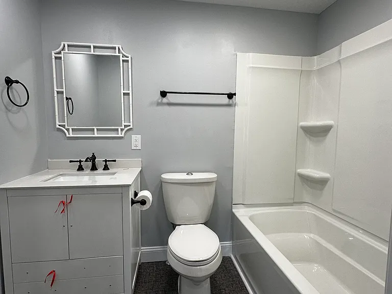 448 Westwood Ave — Photo 8