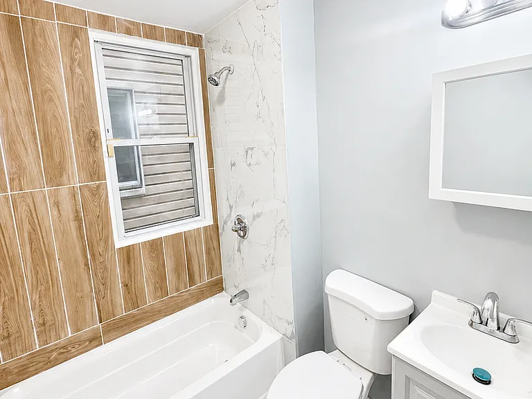 369 S 19th St #1 — Photo 3