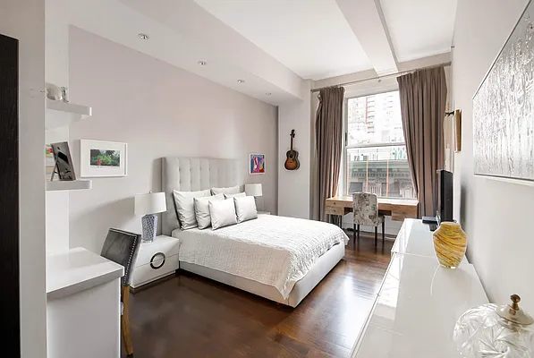 Rented by Compass | media 18