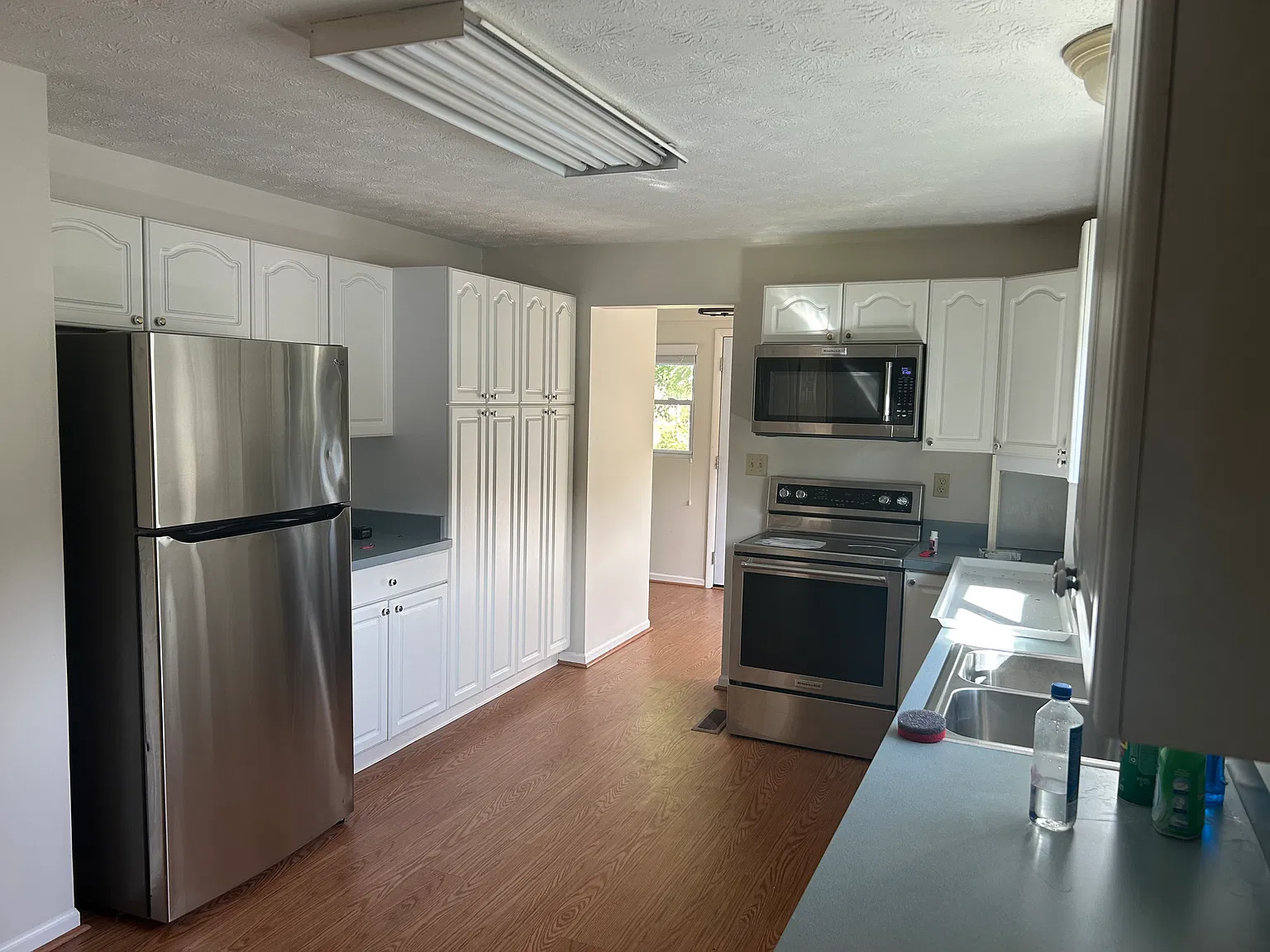 2 bed, 864 sqft, $1,250 — Photo 2