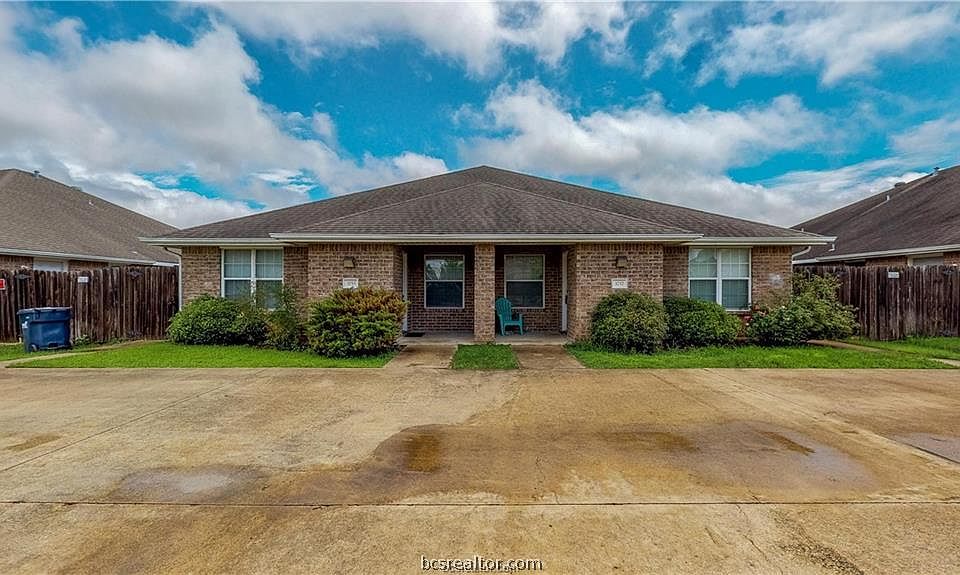 1st image of 3746 Oldenburg Ln