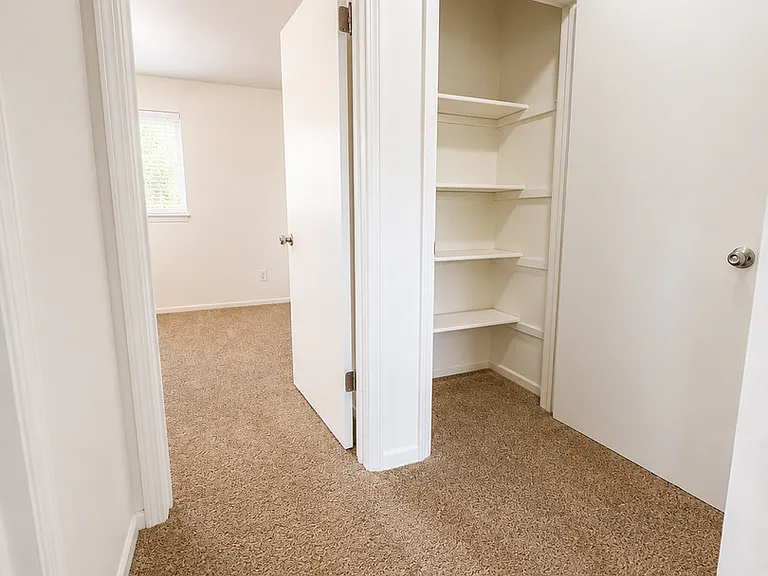 5735 E G Ave #6 — Photo 11
