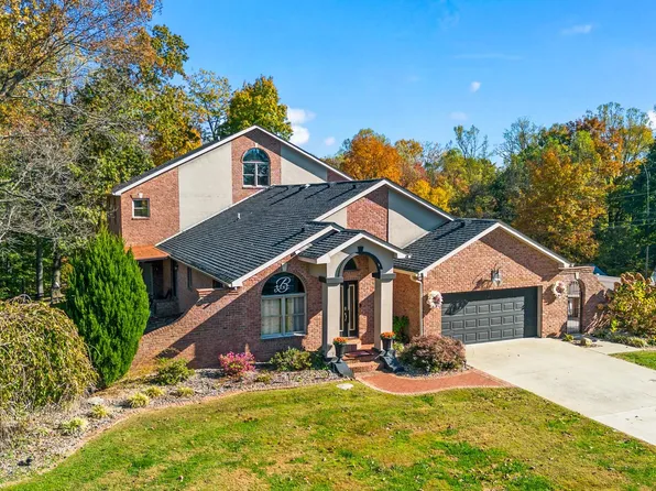 111 Lost Canyon Rd, Russell, KY 41169