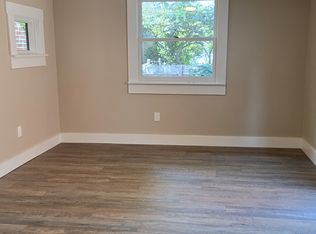 551 City Park Ave #B, Columbus, OH 43215