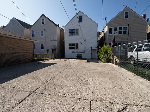 4th image of 4141 S California Ave