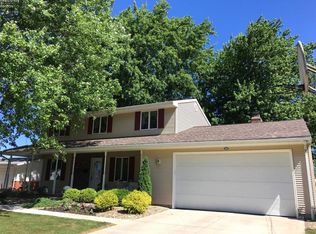 319 E 11th St, Pt Clinton, OH 43452