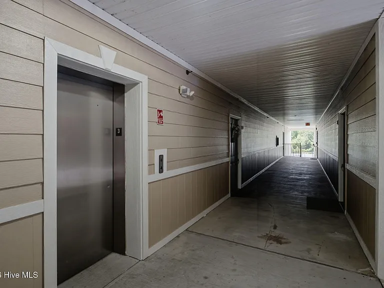 240 Woodlands Way #17 — Photo 47