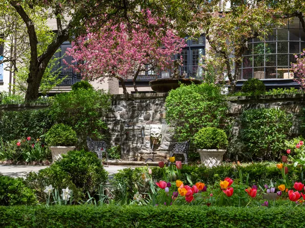 163 East 65th Street image 1 of 13