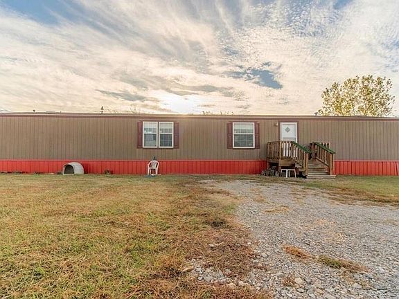 2nd image of 333021 Appaloosa Ct