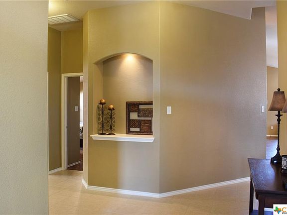 3rd image of 6610 Golden Oak Ln