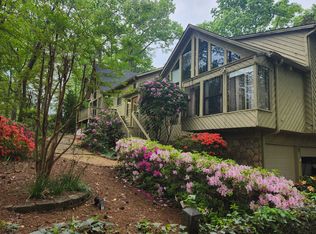 2854 Wendy Springs Ct NE, Marietta, GA 30062