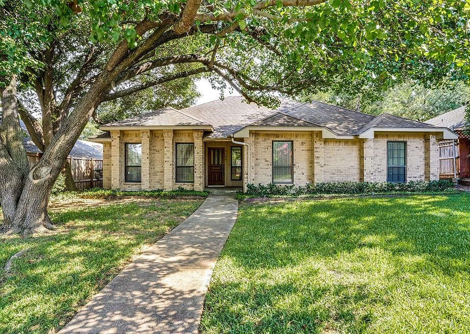 1st image of 9136 Sweetwater Dr