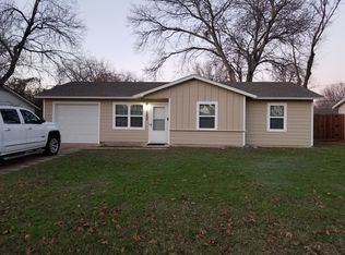 120 Dallas Dr, Euless, TX 76039