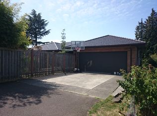 9825 45th Ave SW, Seattle, WA 98136