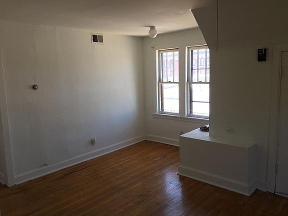 2nd image of 3753 W Lyndale St Floor 3