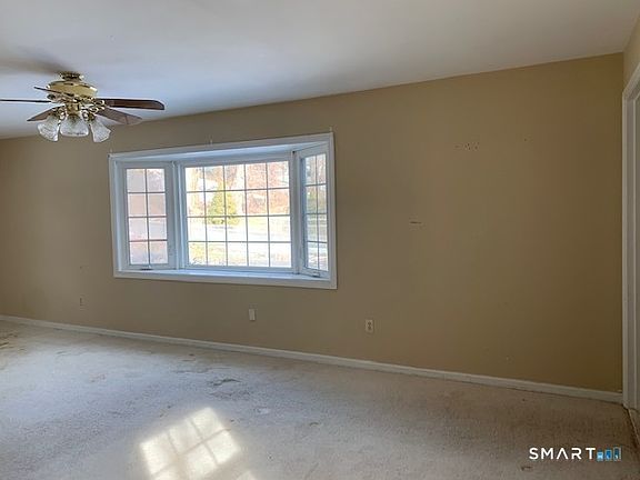 5th image of 329 Bronson Road