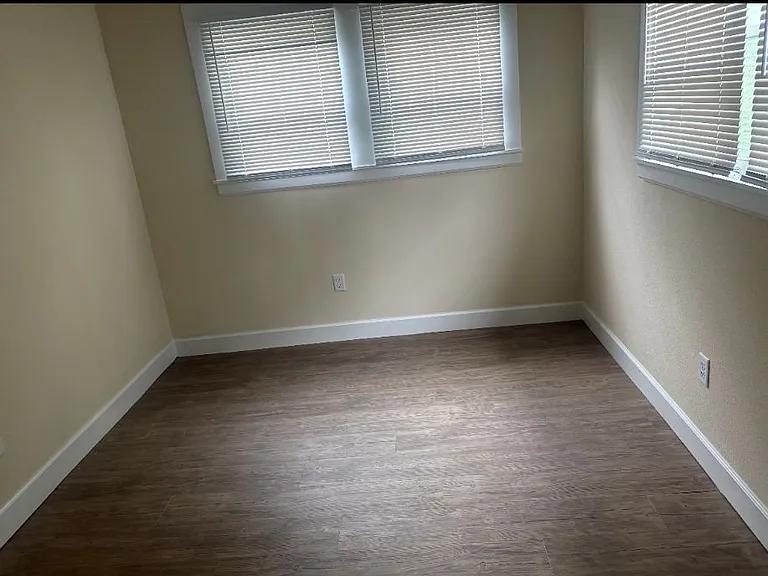 4564 French St — Photo 2