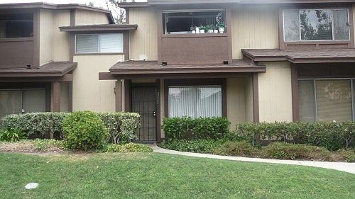 1st image of 8711 Cedros Ave