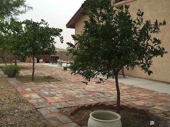 4th image of 282 N Escamilla Ct