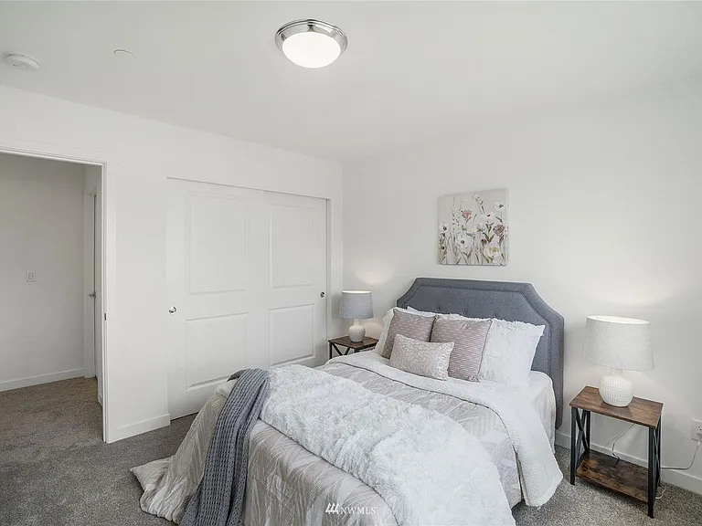 270 Arthur Ln — Photo 8