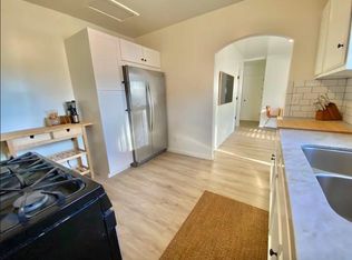 536 W Victoria St UNIT B, Santa Barbara, CA 93101
