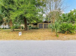 202 Firethorn Rd, Gulf Breeze, FL 32561