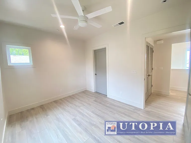 448 May Ave #4 — Photo 10