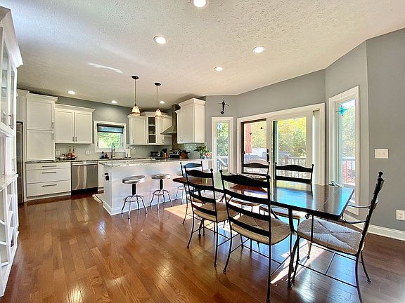4th image of 6770 Windward Hills Dr #62