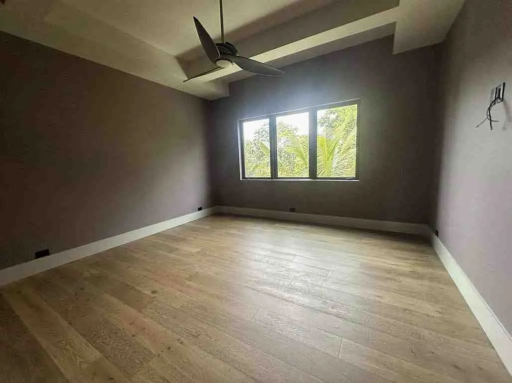 4 bed, 13574 sqft, $24,500 — Photo 4