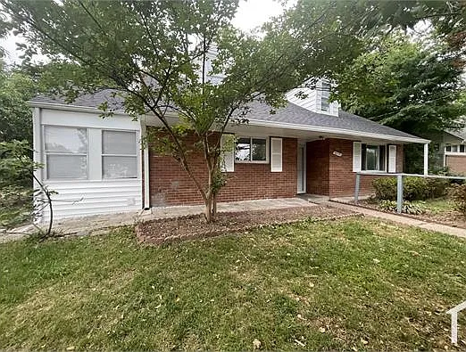 8210 Tahona Dr — Photo 2