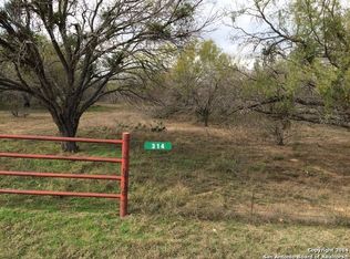 455 Terry Ln, Lytle, TX 78052