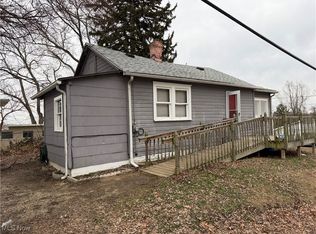 1532 Cove Ave, Lakemore, OH 44250