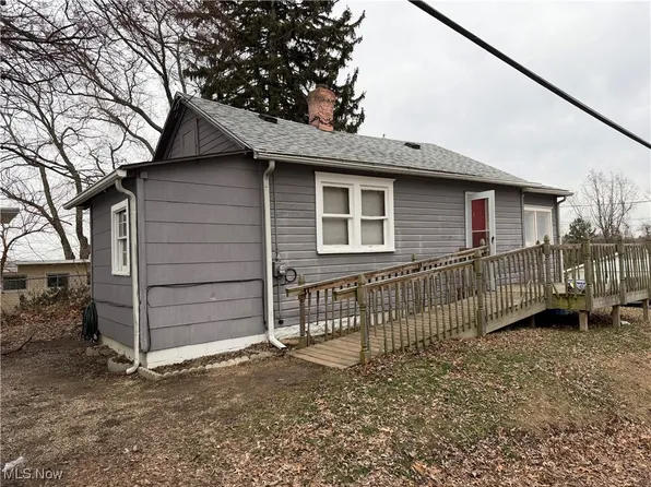 1532 Cove Ave, Lakemore, OH 44250