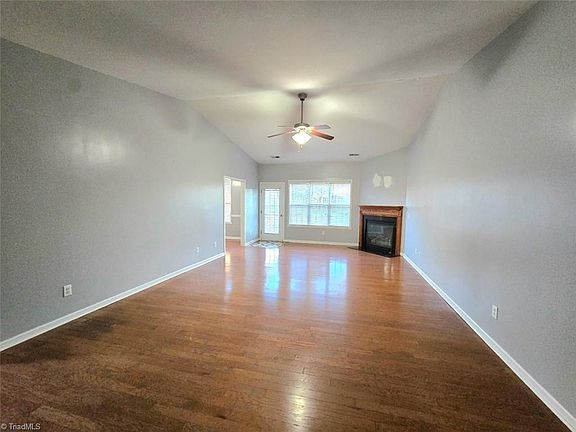 5th image of 108 Hartman Branch Ln