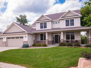 2594 Overland Point Cir NW, Rochester, MN 55901