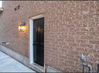 71 Pantomine Blvd #BASEMENT, Brampton, ON L6Y5N4