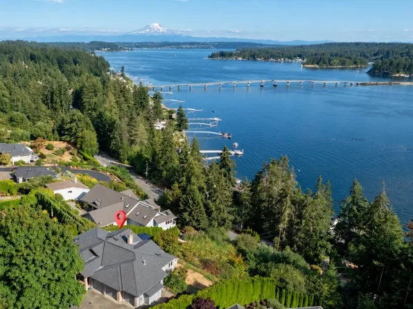 8818 30th Street Ct NW, Gig Harbor, WA 98335