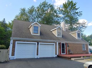 5683 N Harvey St, Westland, MI 48185